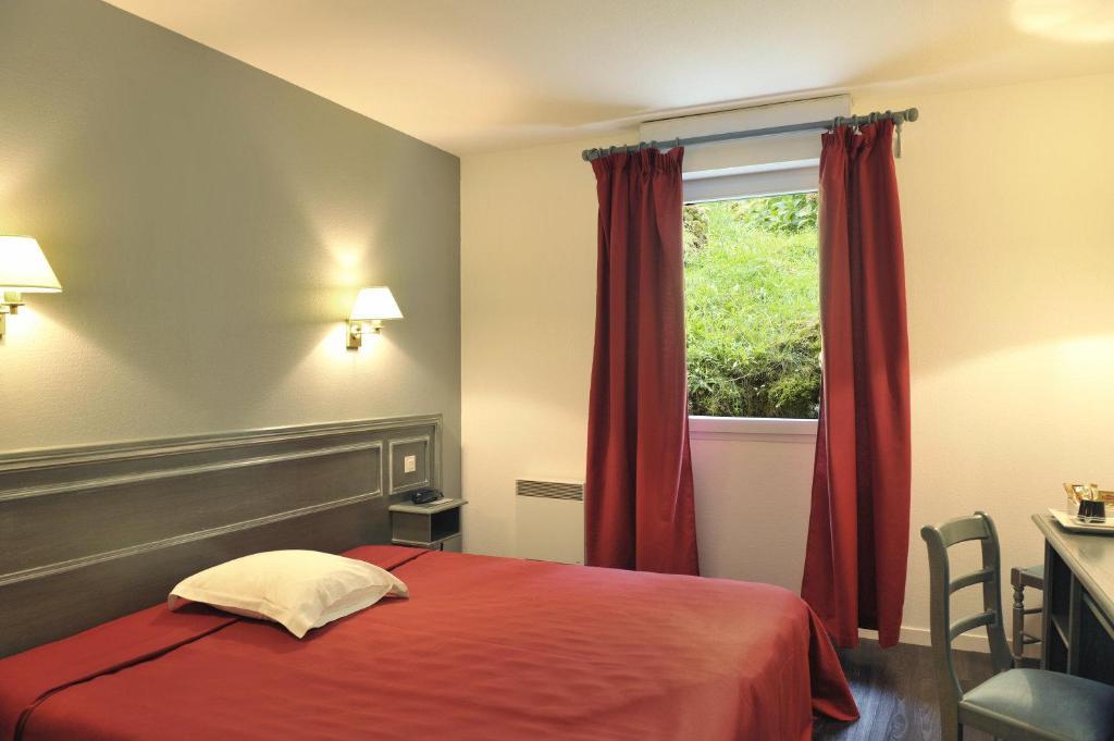 Au Bon Coin Hotel Lurbe-Saint-Christau Eksteriør billede